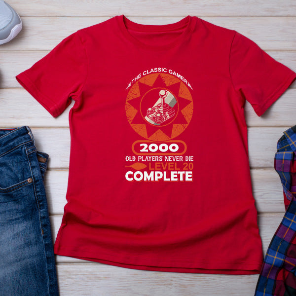 2000 Old Players Never Die T-Shirt | Premium Gaming Apparel