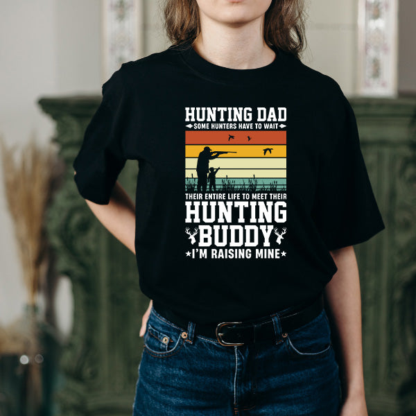 Hunting Dad Unisex T-Shirt | Ideal Gift for Hunters & Dads