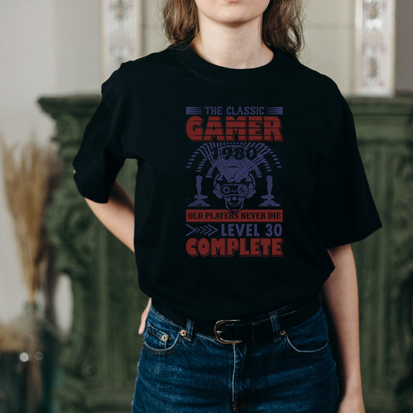 Classic Gamer T-Shirt - "Old Players Never Die" | Premium Apparel