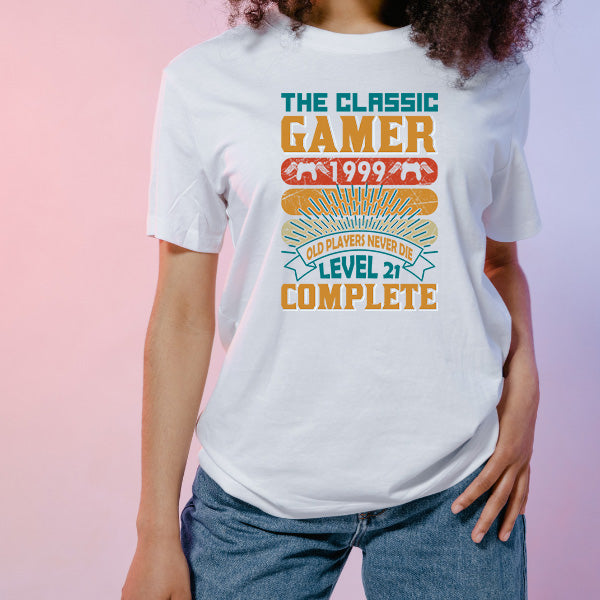 Classic Gamer 1999 T-Shirt - "Old Players Never Die" | Unisex